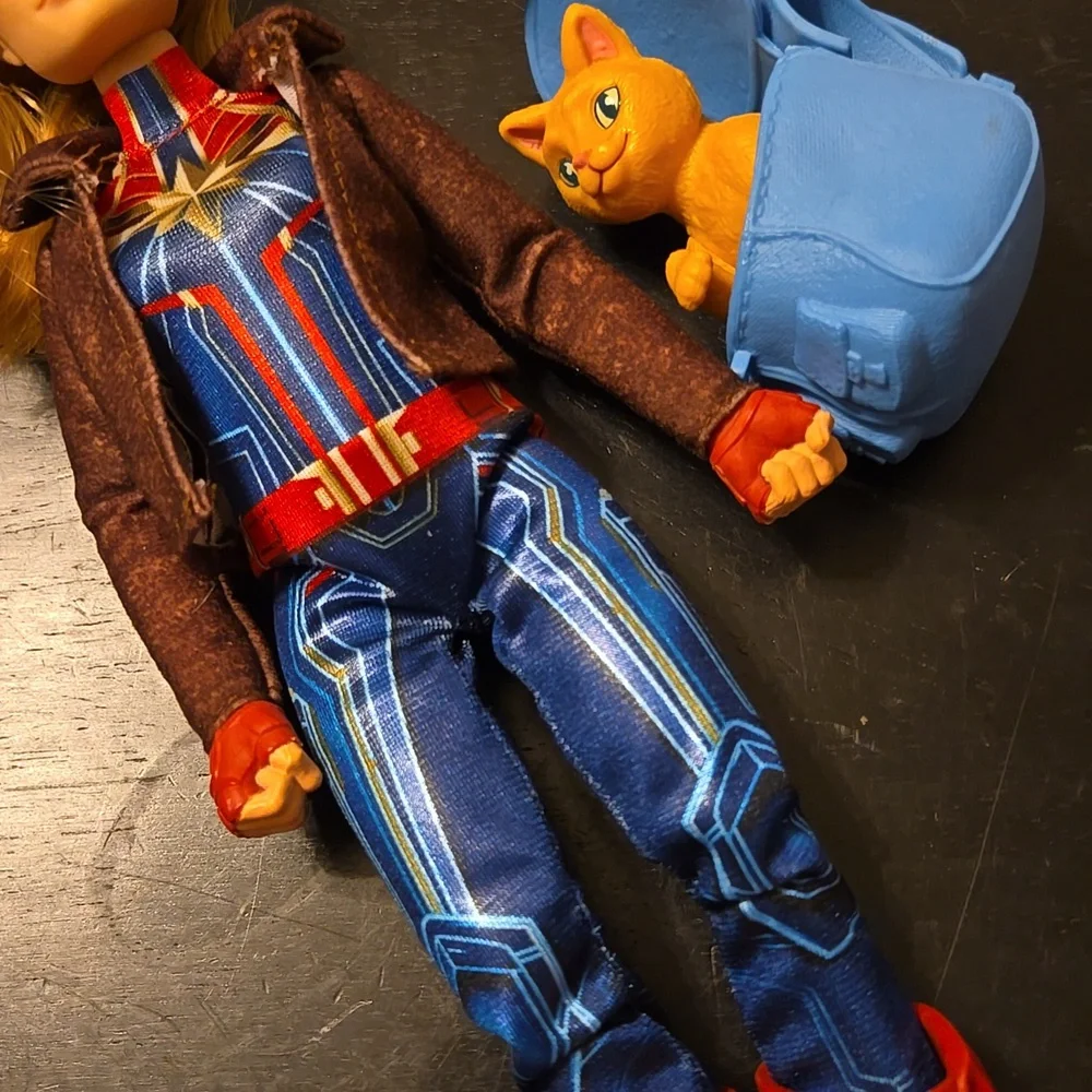 ToyShnip Captain Marvel  Doll and Marvel's Goose Cat